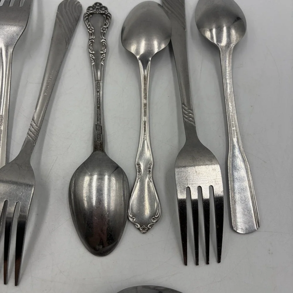 14 Pieces Stainless Steel Silverware Flatware Set Mixed Spoons Forks Dinnerware